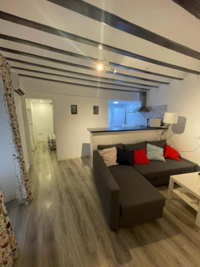 Estudio Las Flores by Cadiz Time